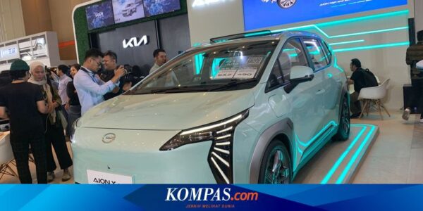 Aion Perluas Jaringan Mobil Listrik di Kota Bandung