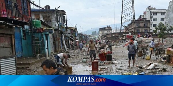 Banjir Nepal Tewaskan 170 Orang, 42 Korban Hilang