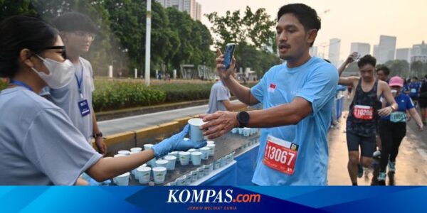 Dokter Tekankan Pentingnya Air Mineral dengan Mineral Esensial untuk Para Pelari Marathon