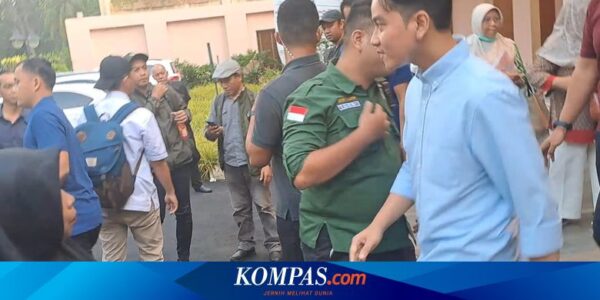 Gibran Bungkam Usai Hadiri Deklarasi Ridwan Kamil-Suswono, Langsung Kabur ke Mobil