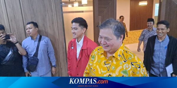 Kaesang Datangi Markas Golkar, Airlangga dan Bamsoet Menyambut